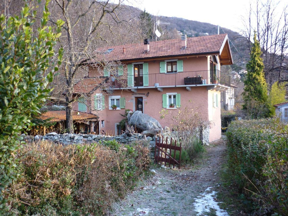 Apartmán La Vecchia Casa Rosa Cannero Riviera Exteriér fotografie